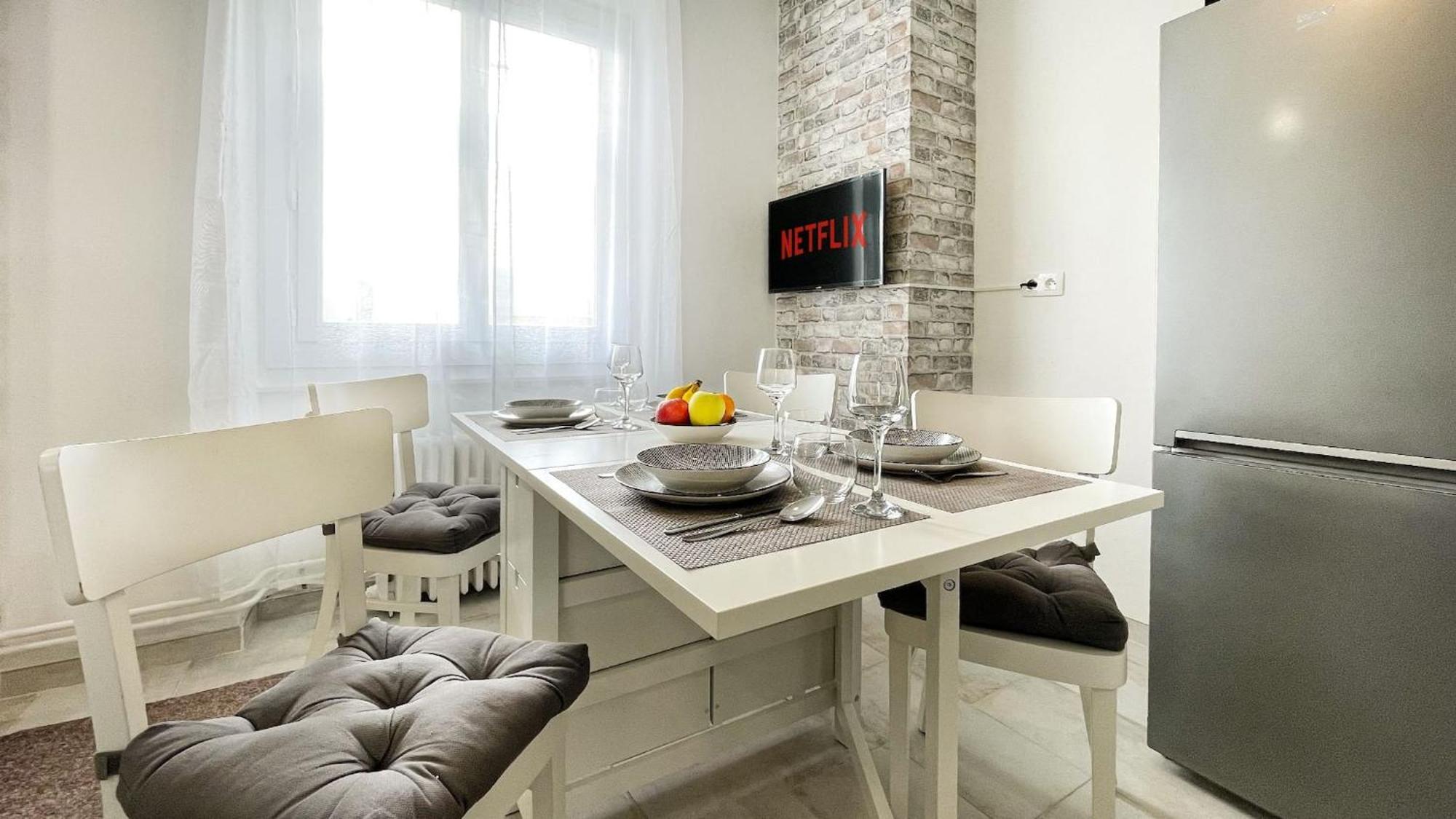 Homey Keola - Parking Prive Gratuit - Aux Portes De Geneve - Au Pied Du Tram - Appartement Avec 1 Chambre Et Un Grand Salon Avec Un Canape-Lit Ambilly ภายนอก รูปภาพ